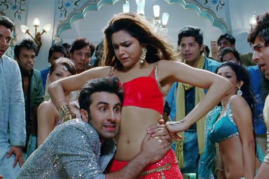 Ranbir Kapoor's embellished blue kurta in Show Me The Thumka reminds us of  Dilliwaali Girlfriend - India Today