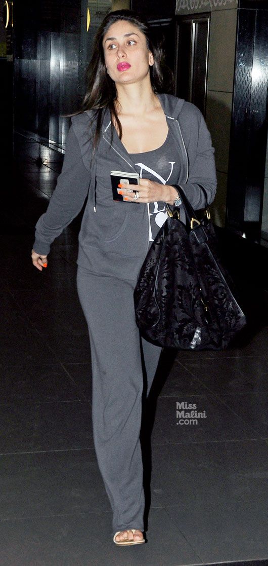 Airport Spotting: Kareena Kapoor Breaks Out the Sweats