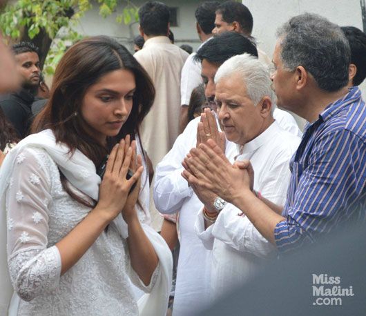 Deepika Padukone at Dr. Ashok Chopra's funeral