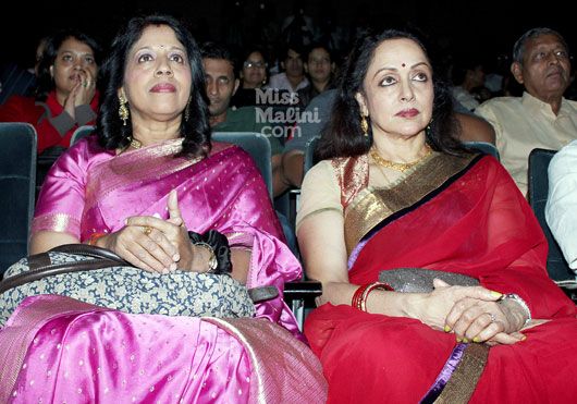 Kavita Krishnamoorthy and Hema Malini