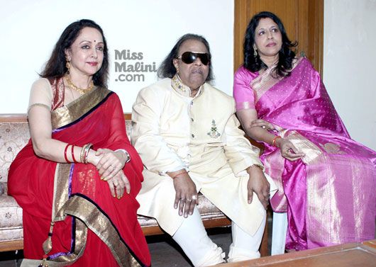 Hema Malini, Shri Ravindra Jain, Kavita Krishnamoorthy