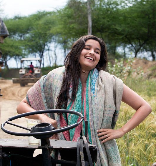Watch: The Stunning ‘Patakha Guddi’ From Highway