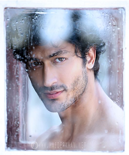 Vidyut Jammwal Gets Some Action in the Deserts of Kutch!