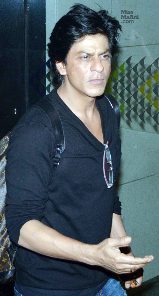 Airport Spotting: Shah Rukh Khan, Katrina Kaif, Preity Zinta &#038; Anusha Dandekar Return from Muscat!