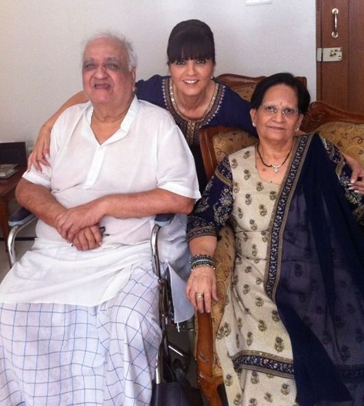 Neeta Lulla with her father and mother