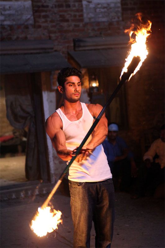 Prateik’s Playing With Fire!
