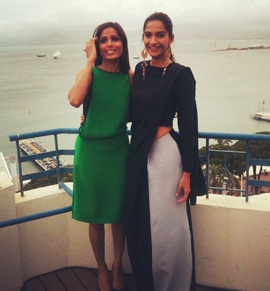 Freida Pinto with Sonam Kapoor (Pic: lorealparisin)