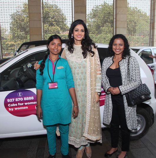 Sridevi with Amruda Nair and a lady driver from Sakha Cabs