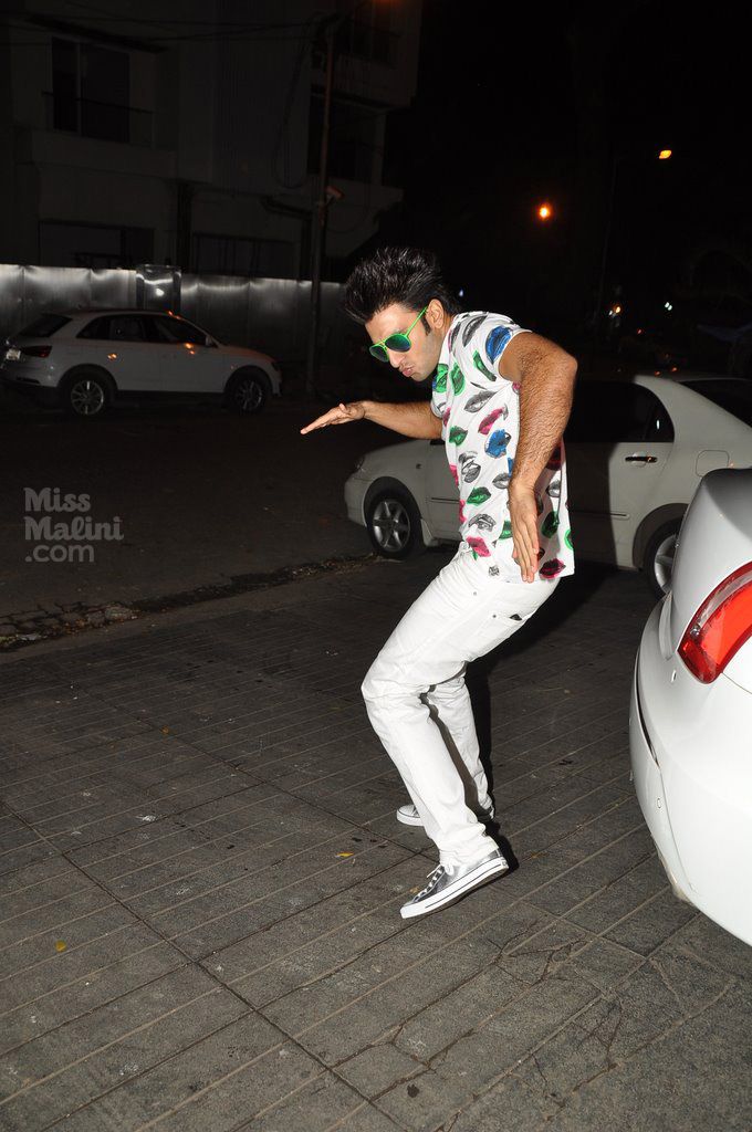 LOL! Ranveer Singh Does It Again (Please Don’t Try This At Home!)