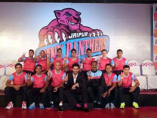 Abhishek Bachchan Unveils The Jerseys of Jaipur Pink Panthers!