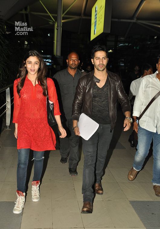 Airport Spotting: Is It Time For Alia Bhatt To Ditch Those Shoes?