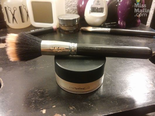 MAC loose powder