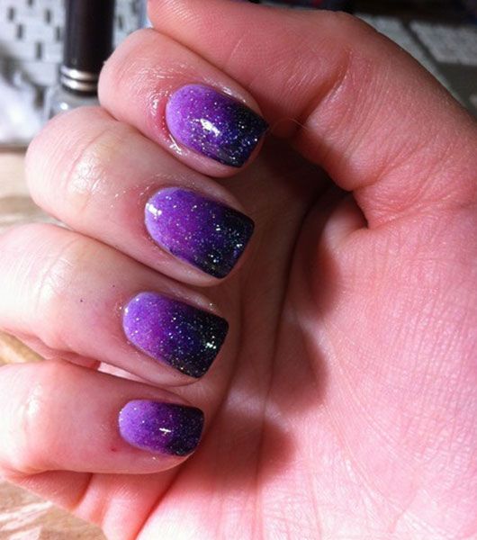 Gradient Glitter Nails | pinterest.com