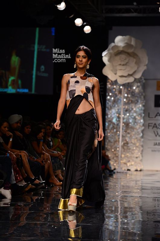 Here’s What Masaba’s 60’s Style Saris At Lakmé Fashion Week Looked Like