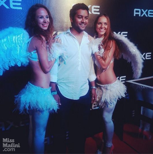 Nowshad with the AXE Angels #AXEBoatParty