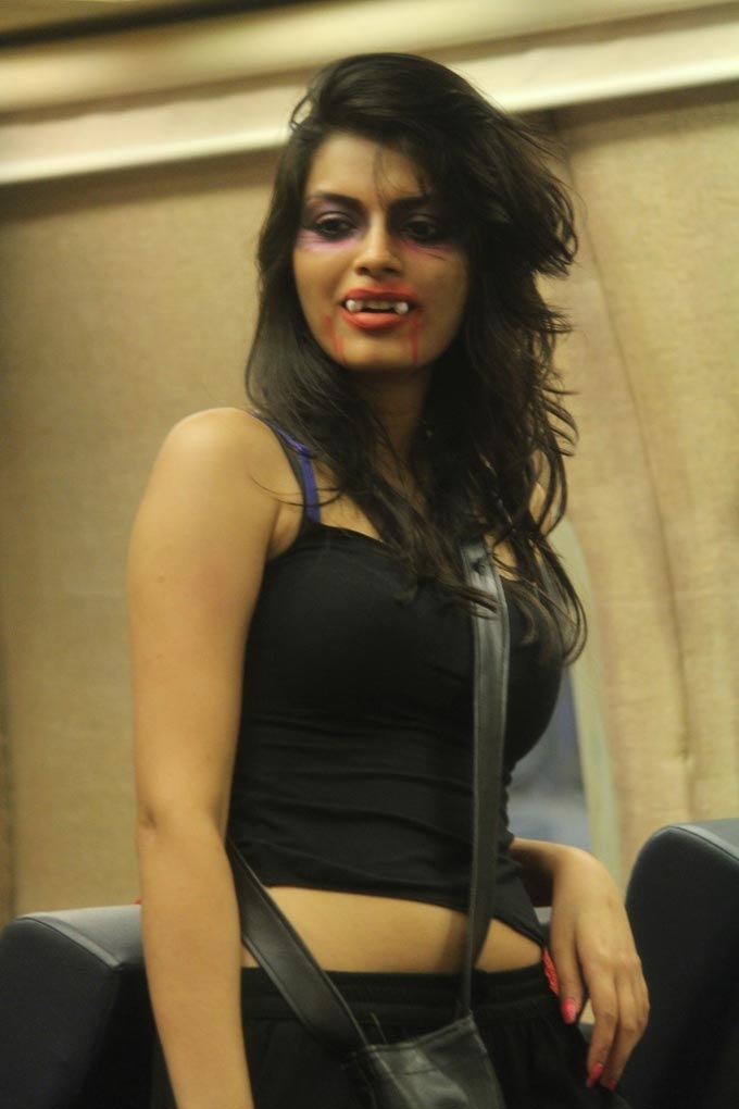 Bigg Boss 8 Eviction : Sonali Raut Is The First To Go