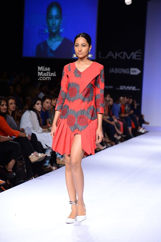 Surendri by Yogesh Choudhary at Lakmé Fashion Week Winter/Festive 2014