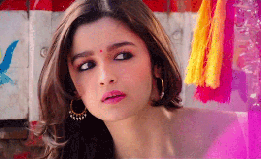 Alia Bhatt in Humpty Sharma Ki Dulhania