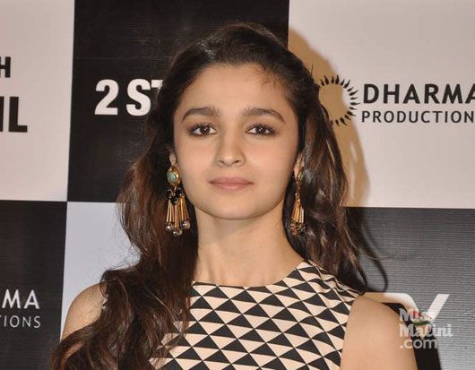 Alia Bhatt to Star in Hindi Remake of The Fault in Our Stars?