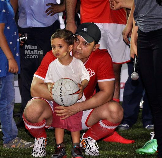 Awww! 15 Adorable Photos of Aamir Khan &#038; Kiran Rao’s Son, Azad, Playing Football