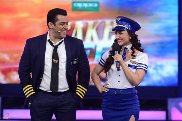 Elli Avram with Salman Khan: Big Boss Season 8