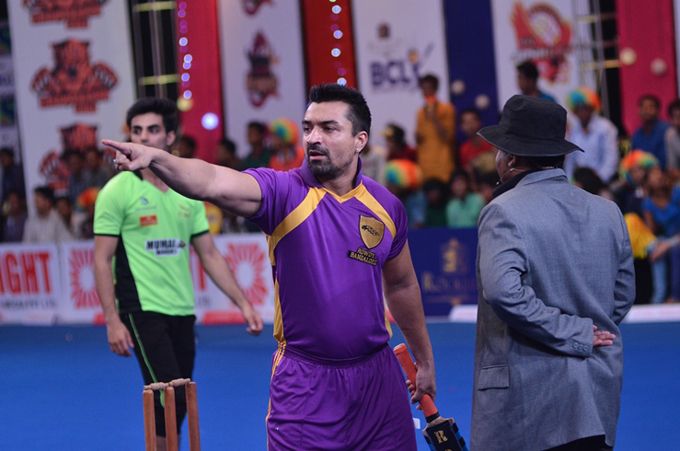 Ajaz Khan