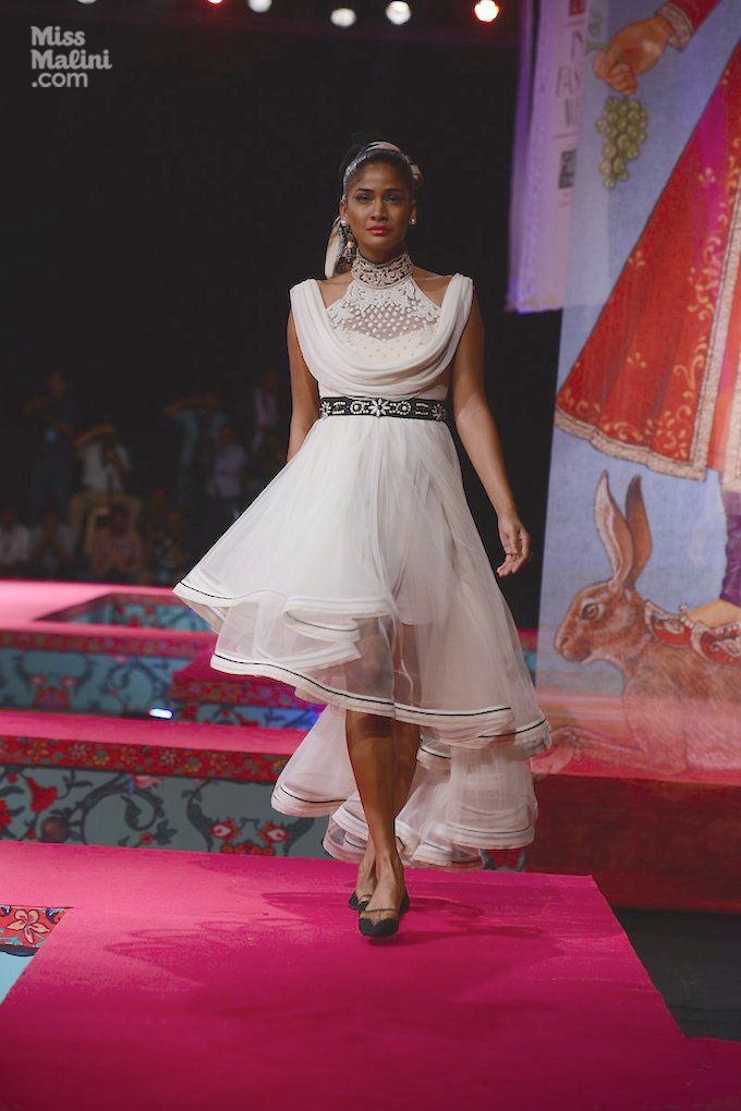 Tarun Tahiliani for Wills Lifestyle India Fashion Week SS15