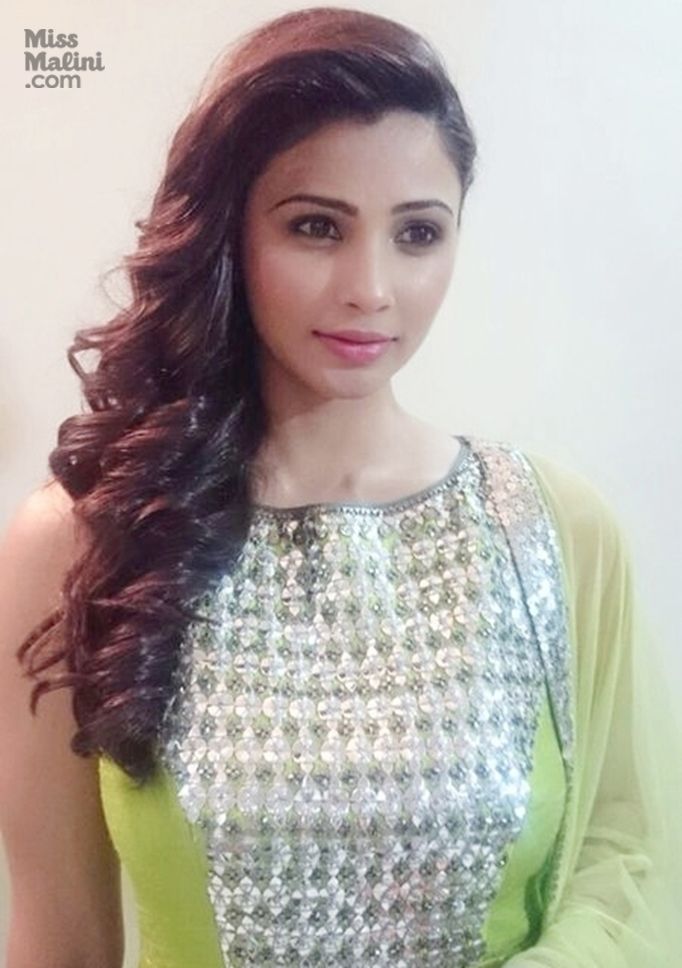 Daisy Shah’s Anarkali Will Make You Go Green With Envy