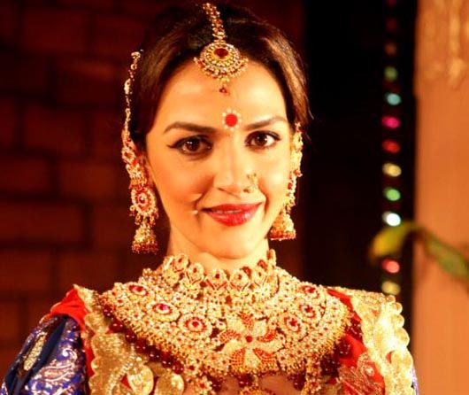 5 Strangely Good Esha Deol Songs That’ll Make Your Day