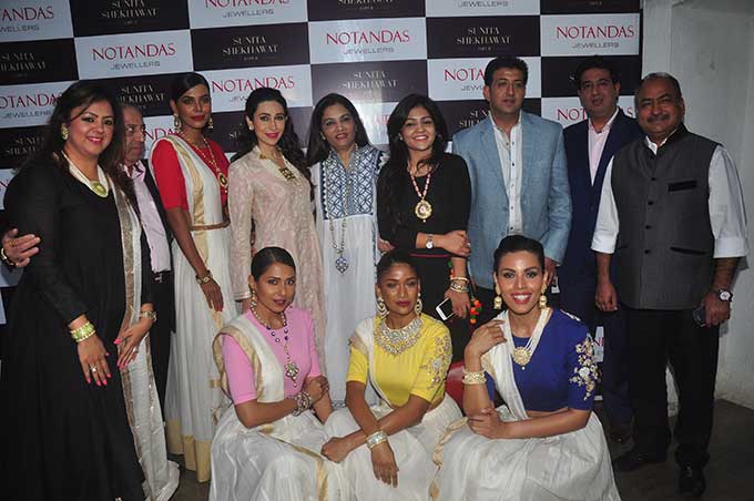 Karisma-Kapoor at the launch of Sunita Shekhawat's jewelley at Notandas Jewellers
