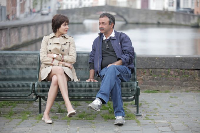 Anushka Sharma with Rajkumar Hirani on the sets of PK