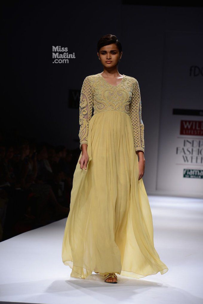 Blush Tones, Delicate Prints & Designs for a Cause on Day 2 of WIFW S/S ...