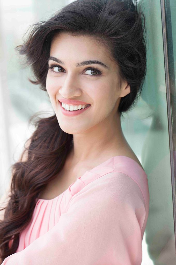 Kriti Sanon (by Munna Singh)