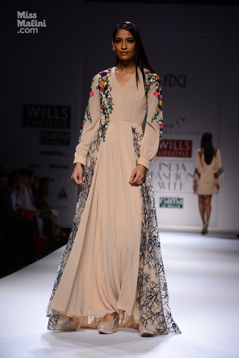 Reynu Tandon S/S'15 at WIFW