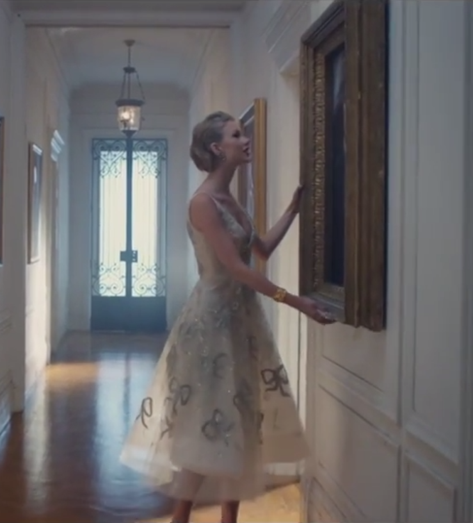 10 Outfits From Taylor Swift's New Video That Will Blow Your Mind ...