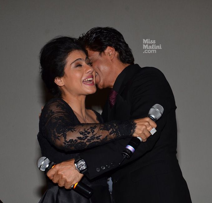 These Super Cute Photos Of Shah Rukh Khan &#038; Kajol Prove They’re Still The #1 Bollywood Pair