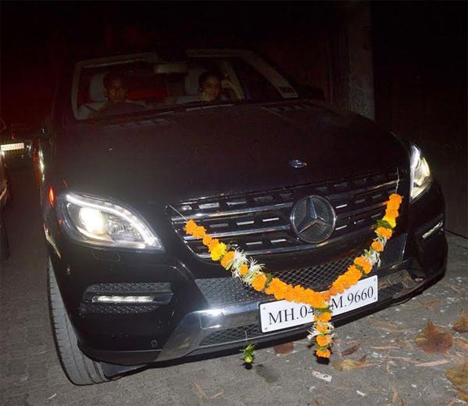 Shraddha Kapoor in her car