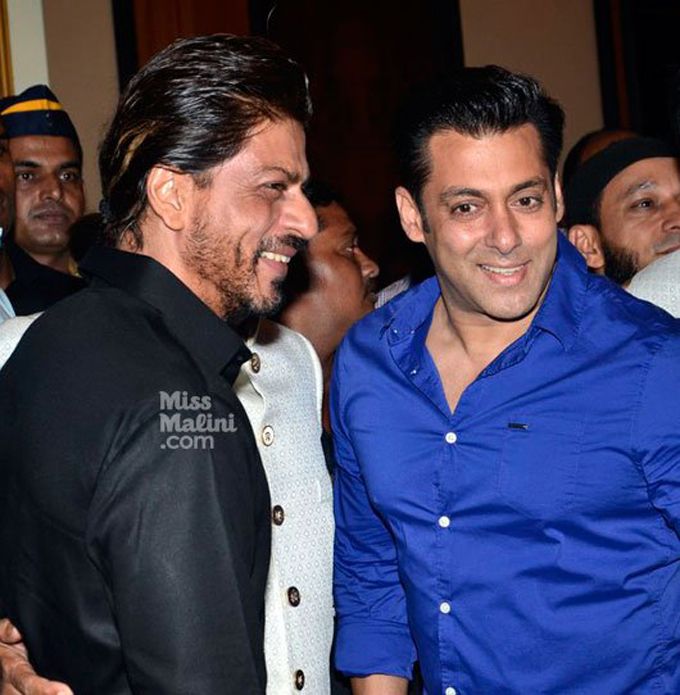 Is This The BEST PHOTO EVER?! Salman Khan & Shah Rukh Khan Reunite Like Never Before!