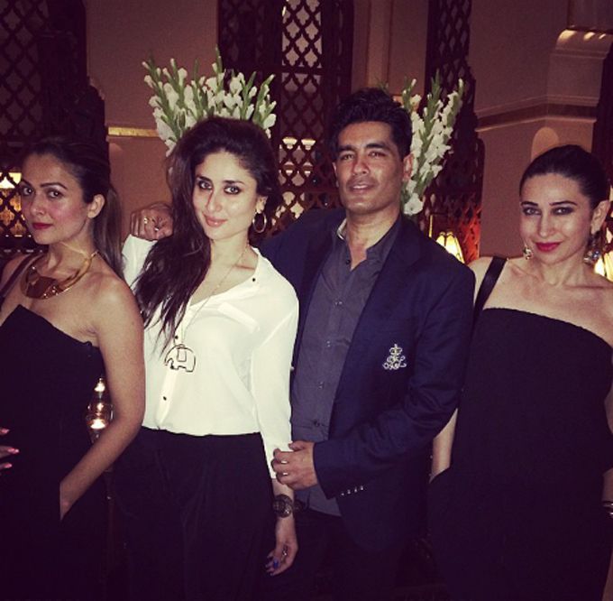 Amrita Arora, Manish Malhotra, Kareena and Karisma Kapoor (Source: Instagram @therealkarismakapoor)