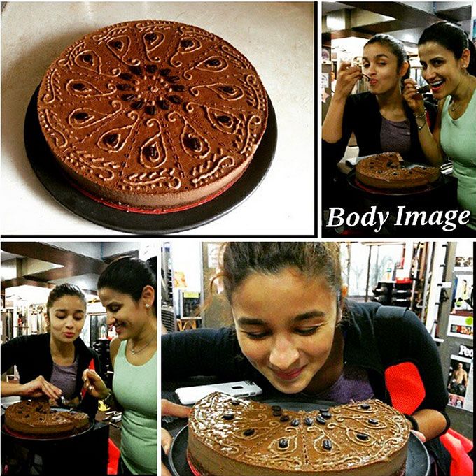 Alia Bhatt's birthday cake is just as pink and pretty like the diva  herself! - Bollywood News & Gossip, Movie Reviews, Trailers & Videos at  Bollywoodlife.com