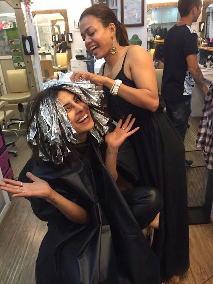 Revealed: Priyanka Chopra’s Hair Just Went Through A Major Transformation!