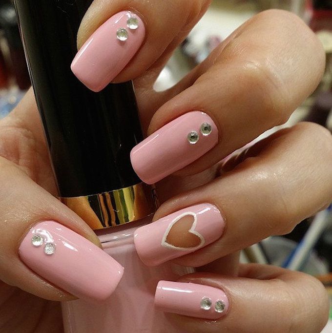 7 Crush Worthy Nail Art Ideas To Try This Valentine’s Day