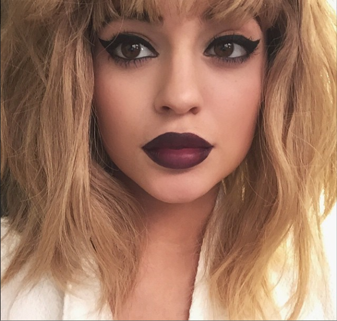 So THIS Is Why Kylie Jenner Went Blonde! She’s Almost Unrecognizable
