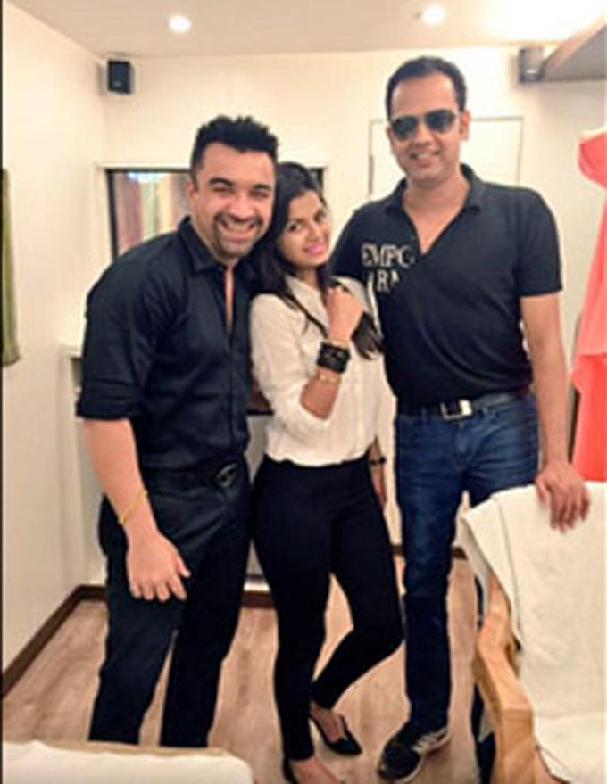 Ajaz Khan, Sonali Raut, Rahul Mahajan (twitter| @AjazKhanActor)