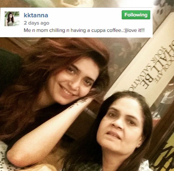 Karrishma Tanna with her mother (Instagram | @kktanna)