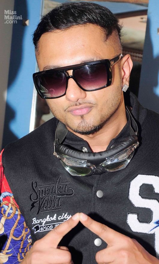 Here’s Why Yo Yo Honey Singh Went To The Police Station!