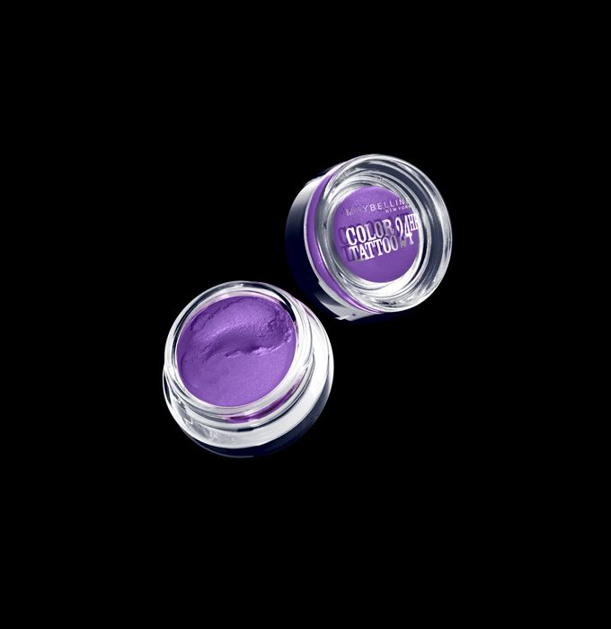 Maybelline Eye Studio Color Tattoo 24HR Cream Gel Shadow In 'Painted Purple' (Source: Maybelline)