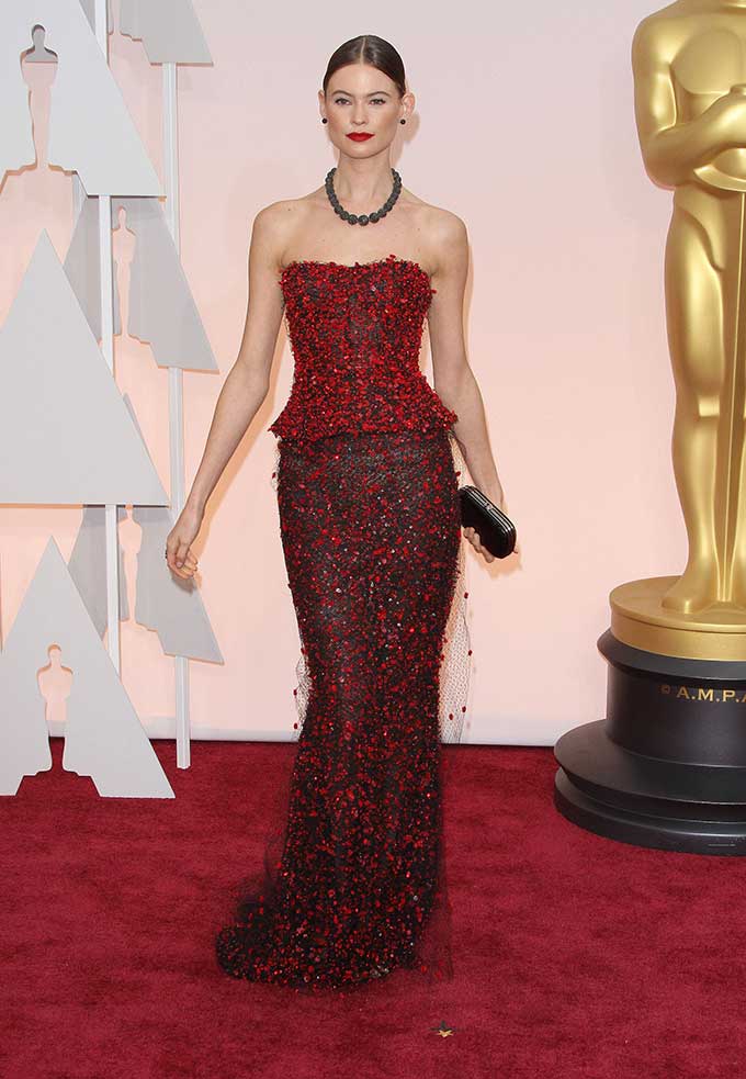 50 Shades Of Red & White Ruled The Oscars 2015 Red Carpet!