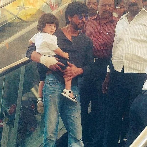 CLICKED: Shah Rukh Khan Was Babysitting AbRam In Gauri Khan’s Absence… So He Took Him To A Mall!