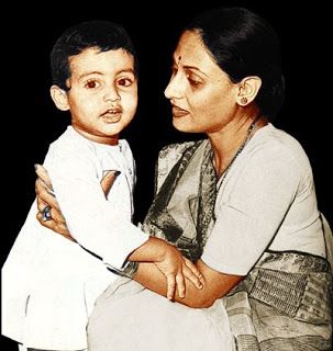 Jaya Bachchan with baby Abhishek | Source: Facebook |